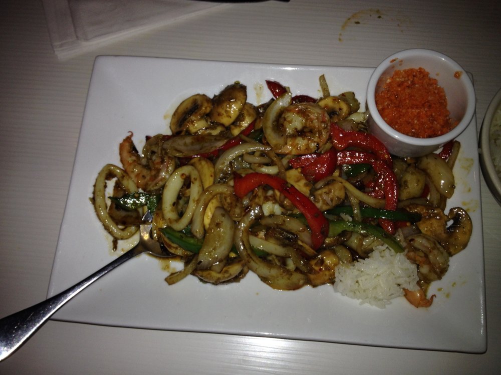 Spicy Lemongrass Seafood
