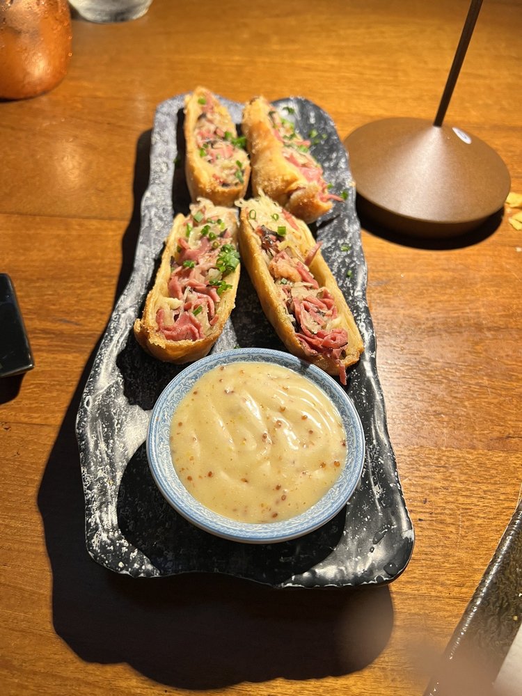 Grutman Pastrami Egg Roll