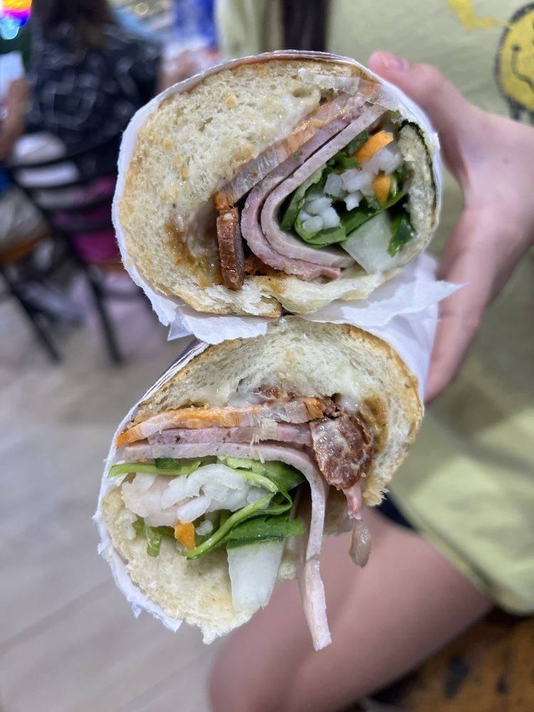 Lon/l) Pho Dac Biet / Special Pho