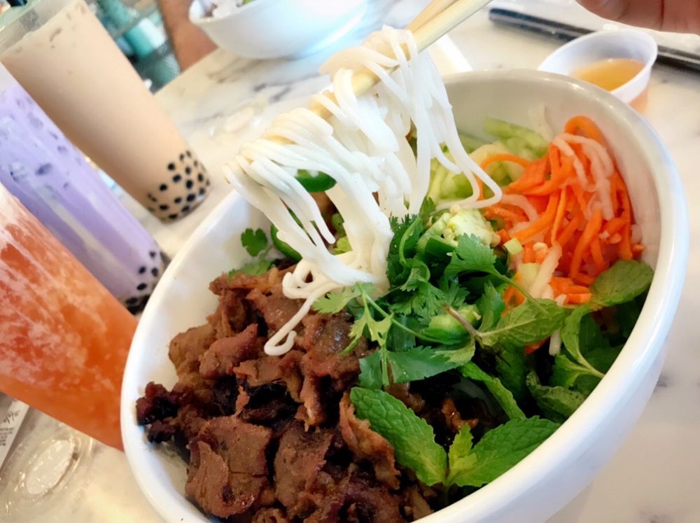 Vermicelli Noodle with Grilled Pork & Eggroll