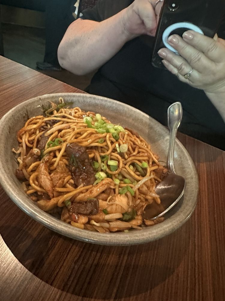 Lo Mein