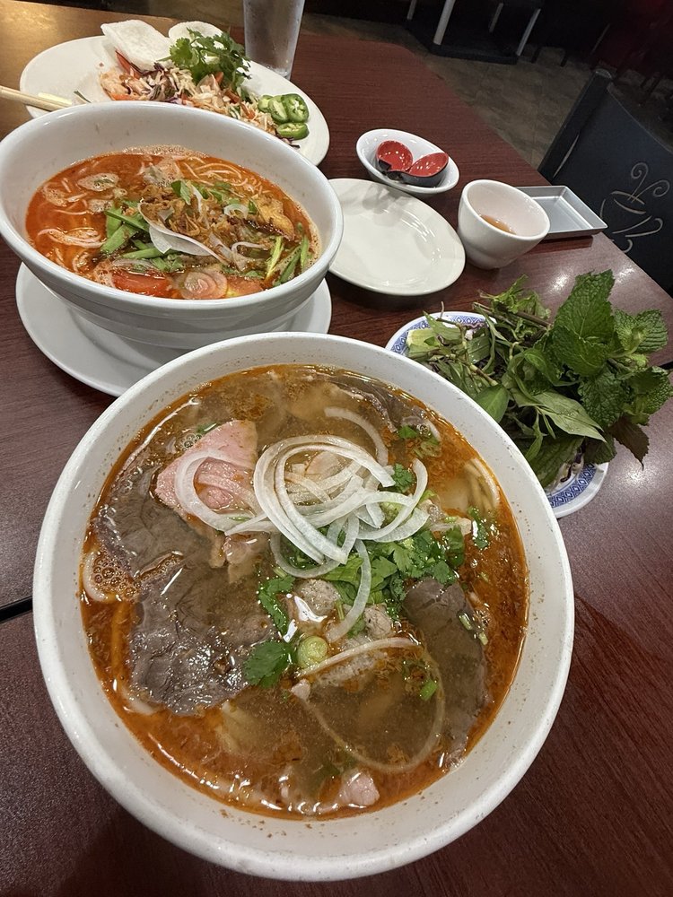 Bun Rieu
