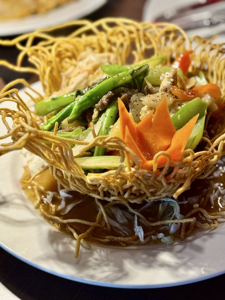 Crispy Bird Nest Combo Meat