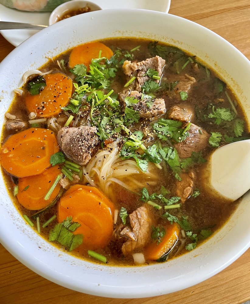 Bo Kho Broth