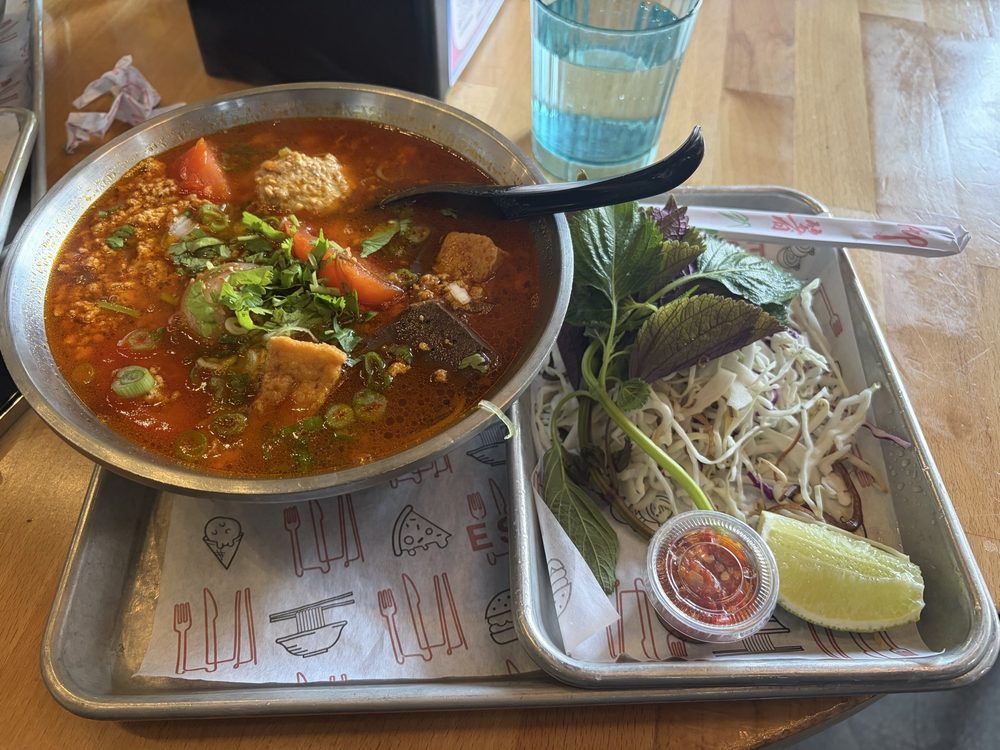Bun Rieu
