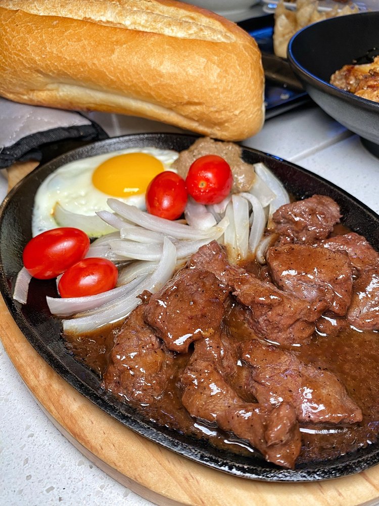 Steak and Eggs - Bo Ne