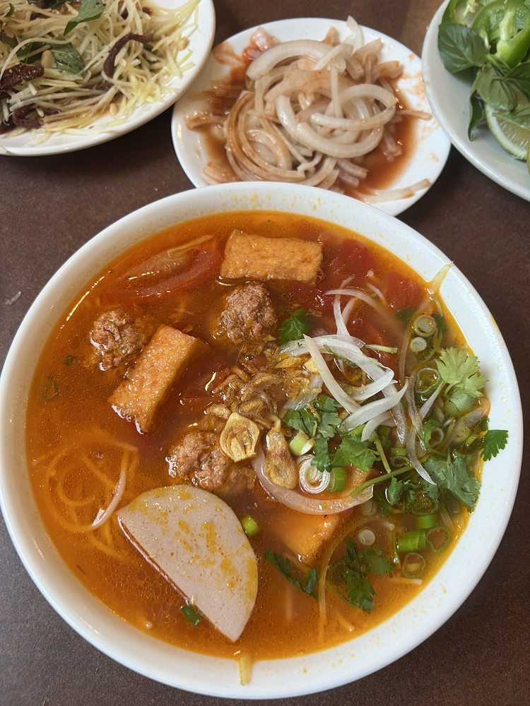 63a. Bún Riêu