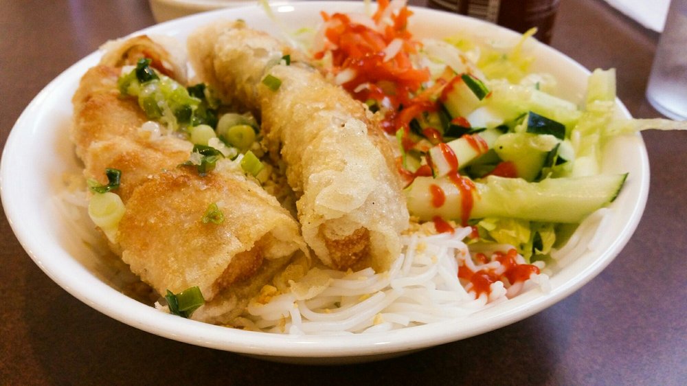 Bún Chả Giò