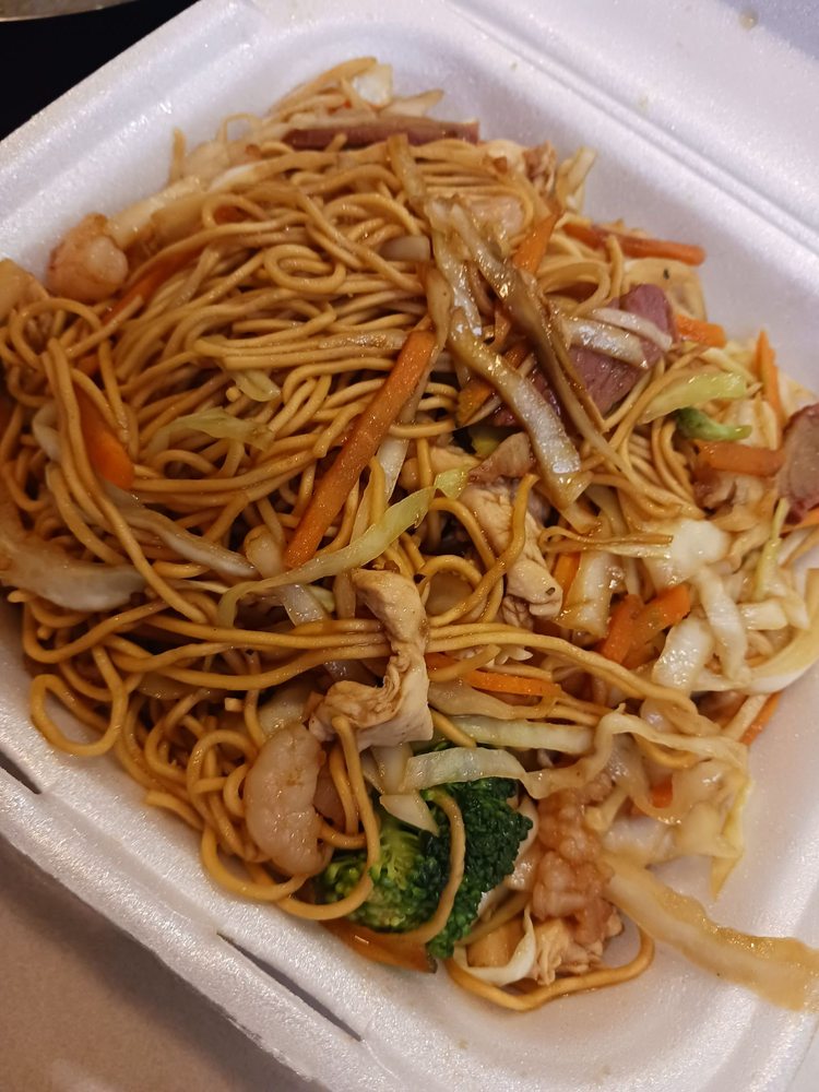 House Lo Mein