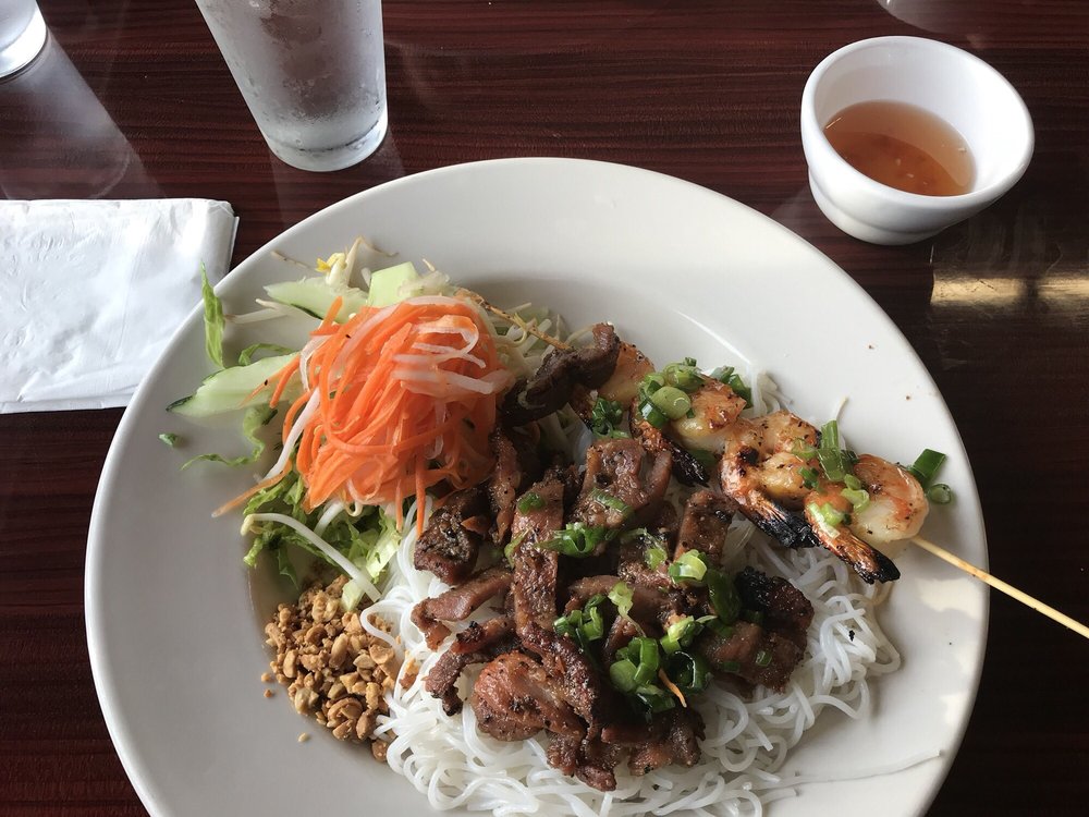 Bún Tôm Thịt Nướng