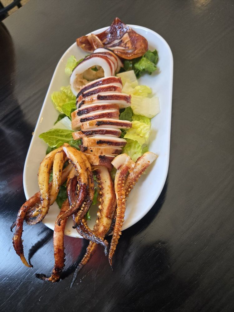 63 Mực 1 Nắng Nuong Sa Te / Grilled Squid with Satay