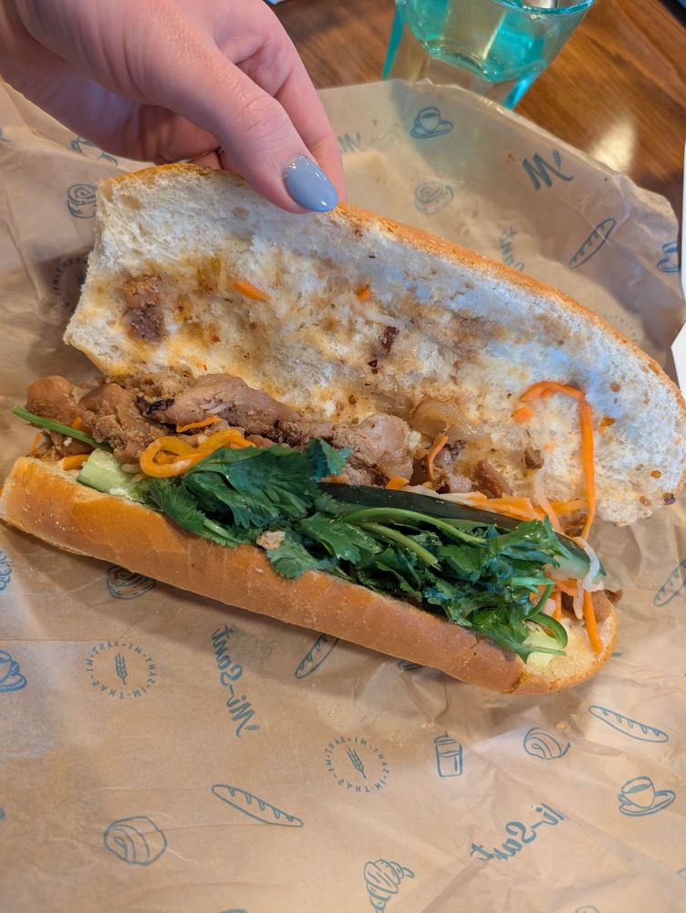 Chicken Banh Mi