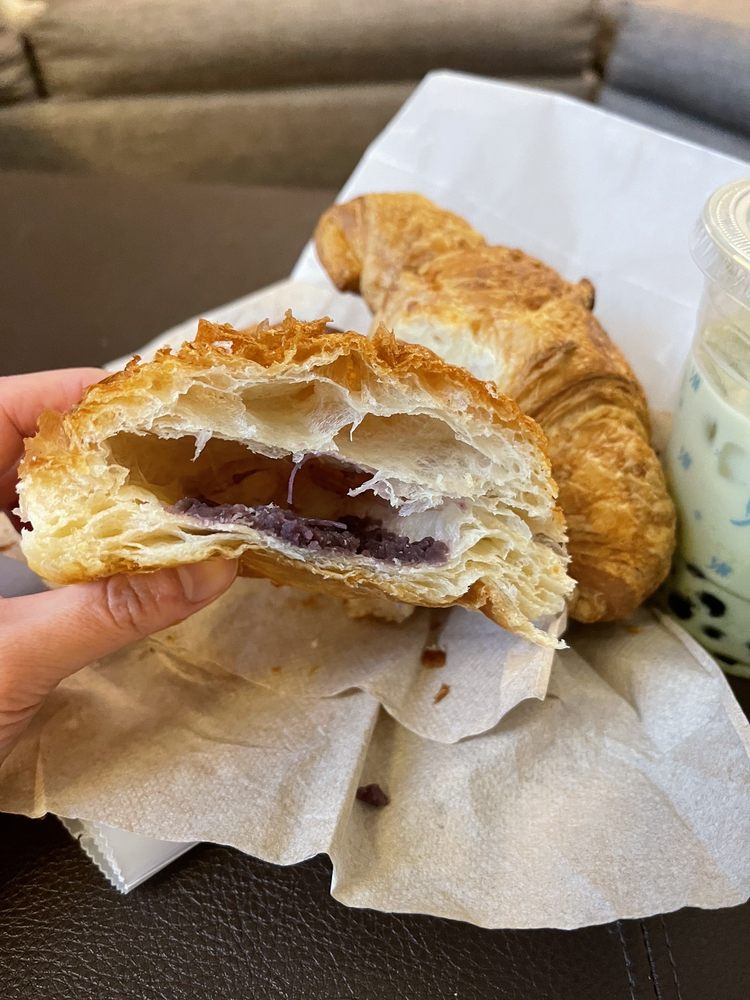 Ube Croissant