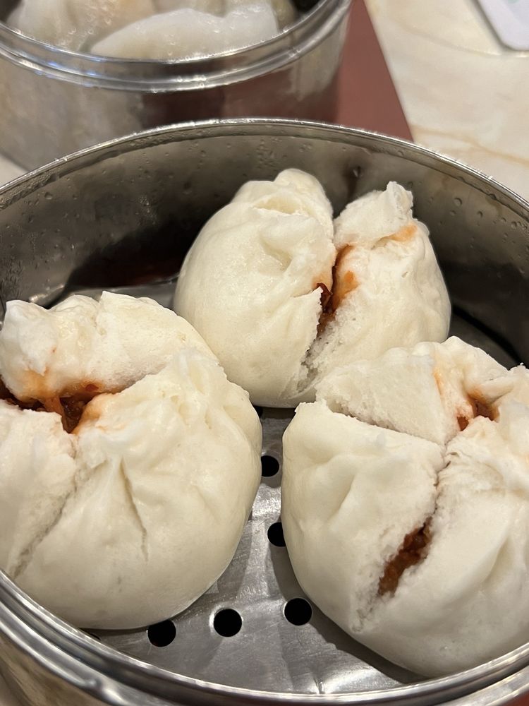 BBQ Pork with Snow Peapods / 叉燒雪豆