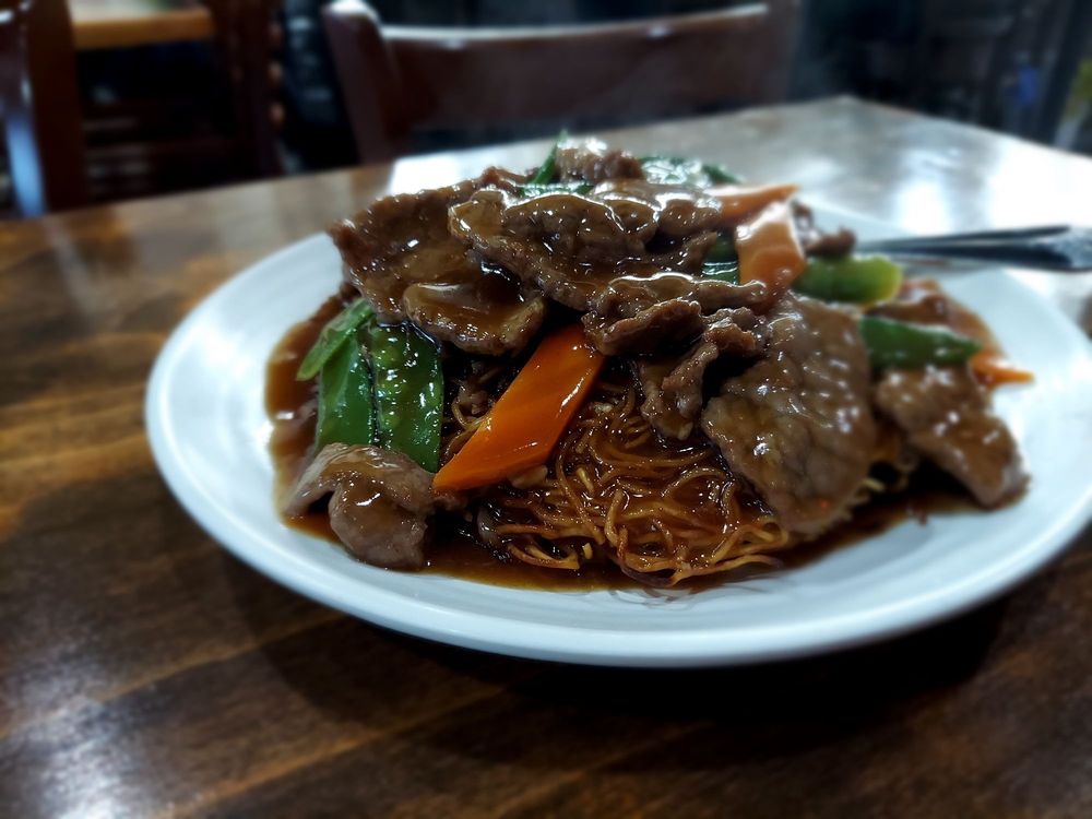 Steamed or Pan Fried Dumpling (6)/ 蒸/煎水餃