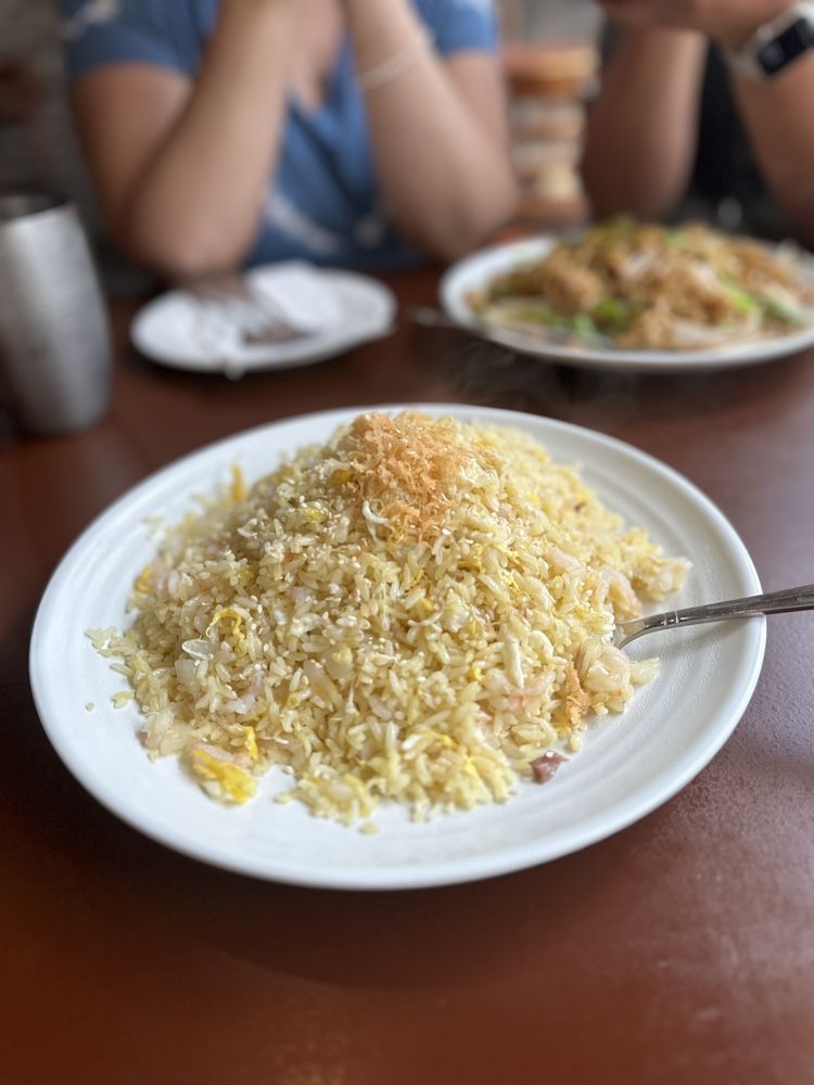 Sw7. Sidewalk House Special Stir Fry / 大排檔小炒皇