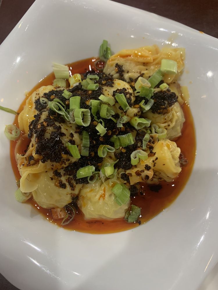 Homemade Wonton In Chili Oil (10)/ 紅油抄手