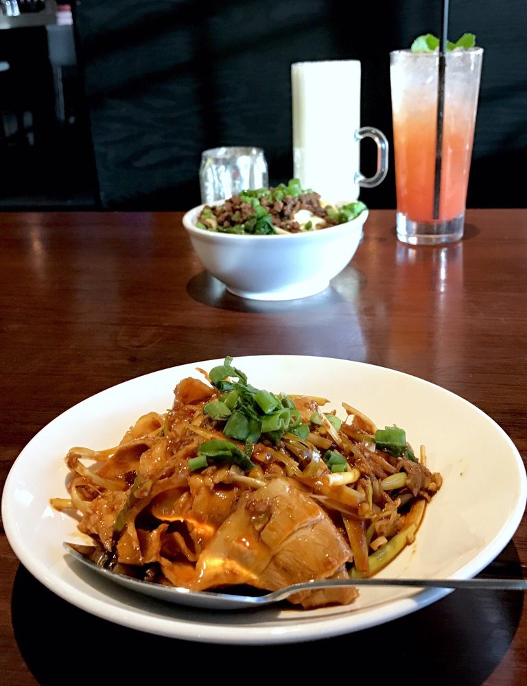 Pork Belly & Pineapple Fried Rice 菠萝炒饭 Gf