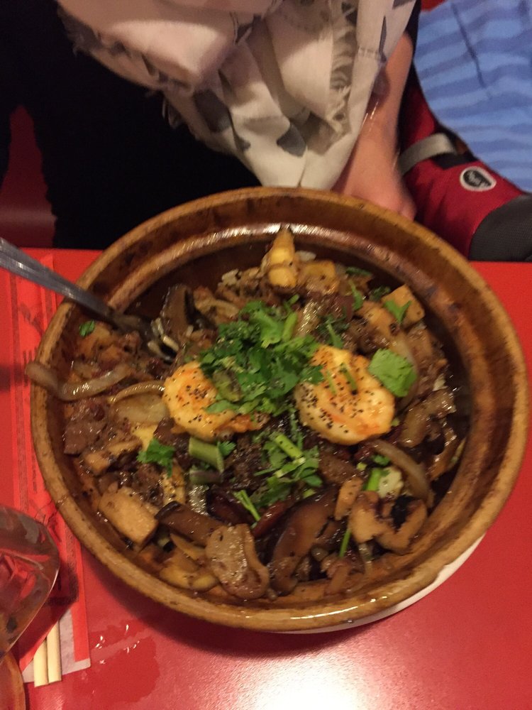 Steamed Rice in Earthen Pot