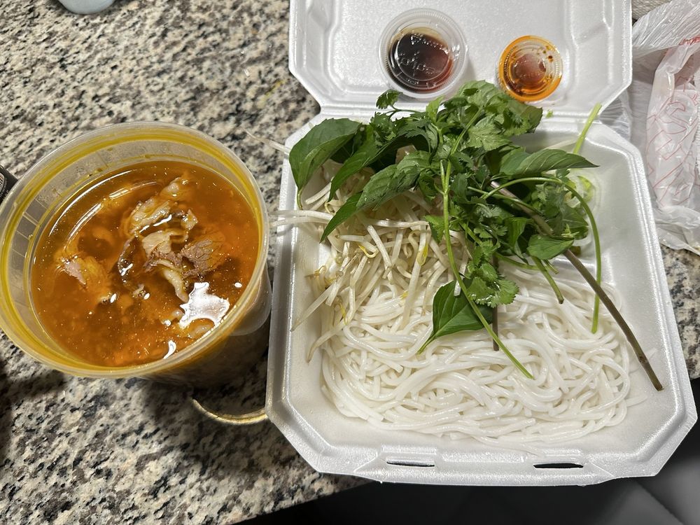 Bun Bo Hue