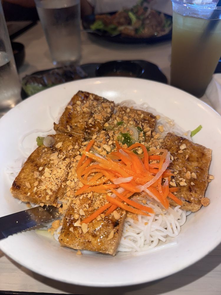 BBQ Tofu Vermicelli