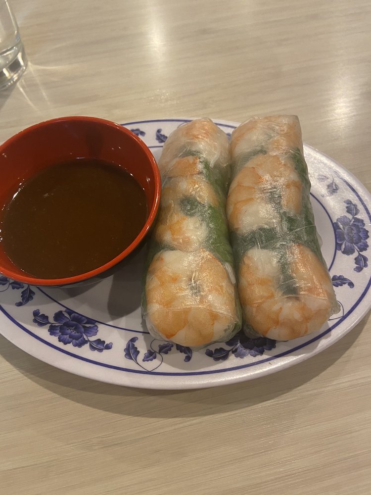 Shrimp Garden Rolls