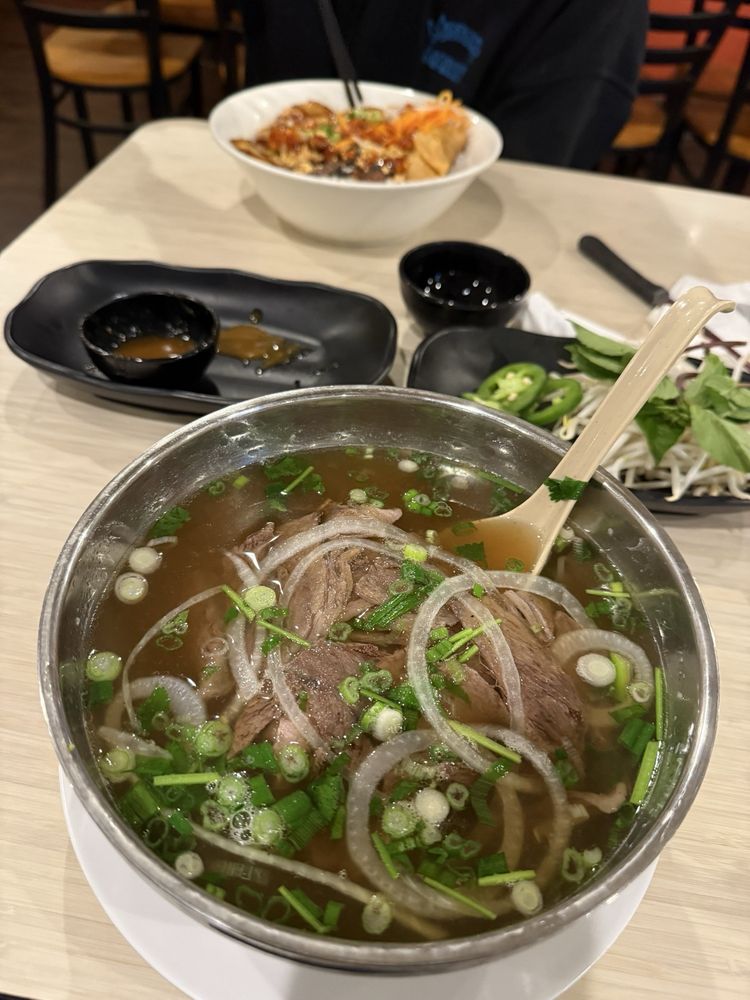 Pho Tai
