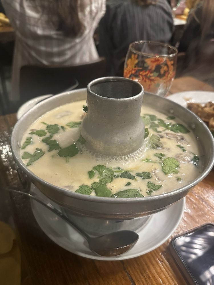 Tom Yum Kai Hot Pot Soup