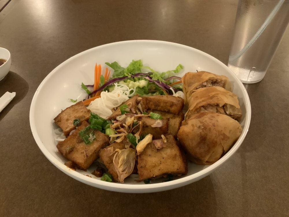 Crispy Vegan Egg Rolls