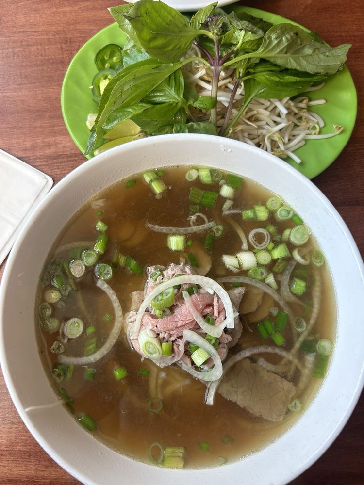 Rare Flank Pho