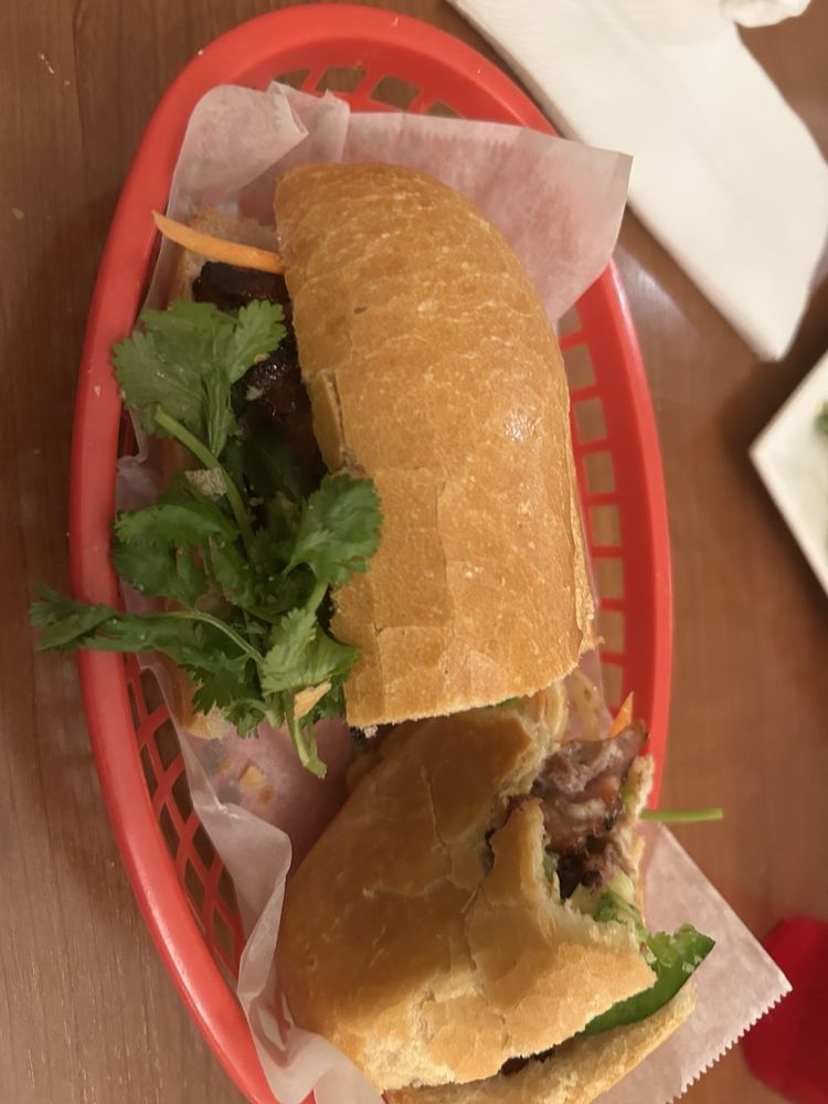 Banh Mi Dac Biet