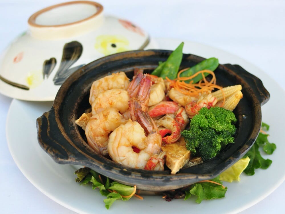 Seafood Hot Pot / 海鮮砂鍋