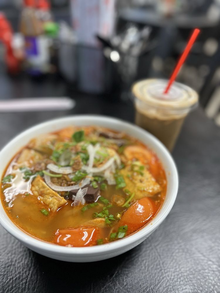 Bun Rieu