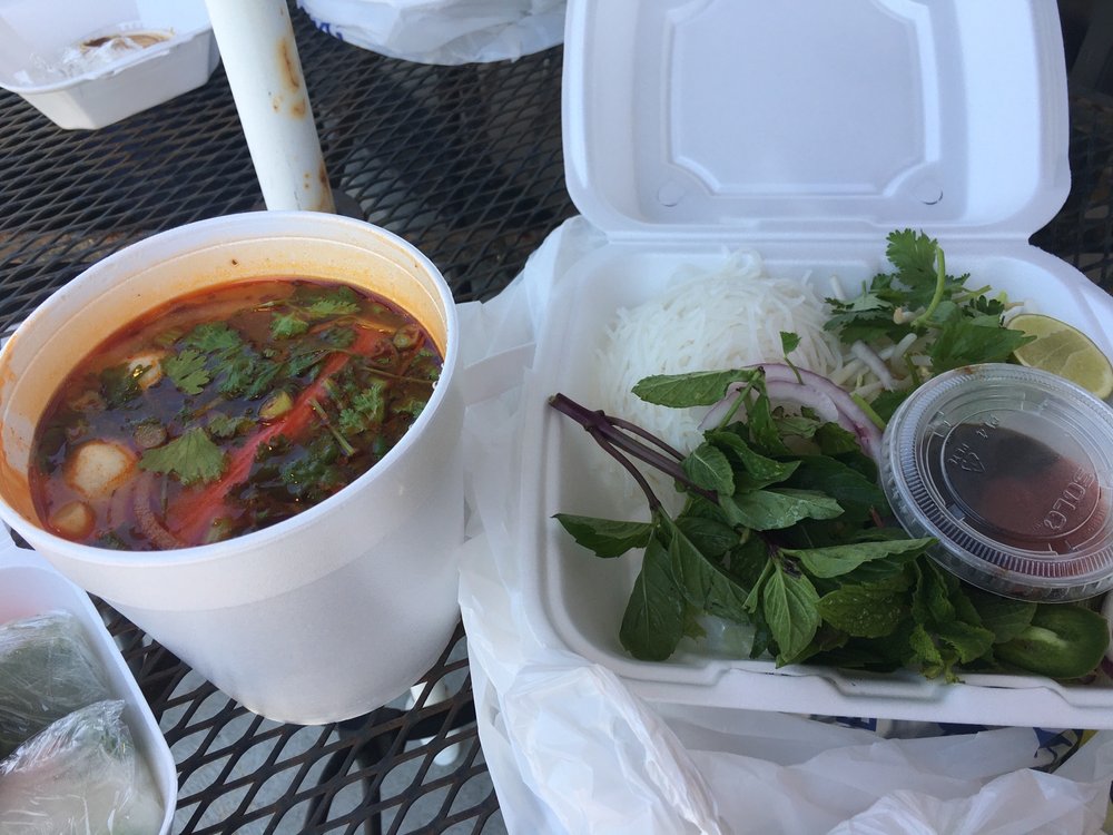 Spicy Lemongrass Soup