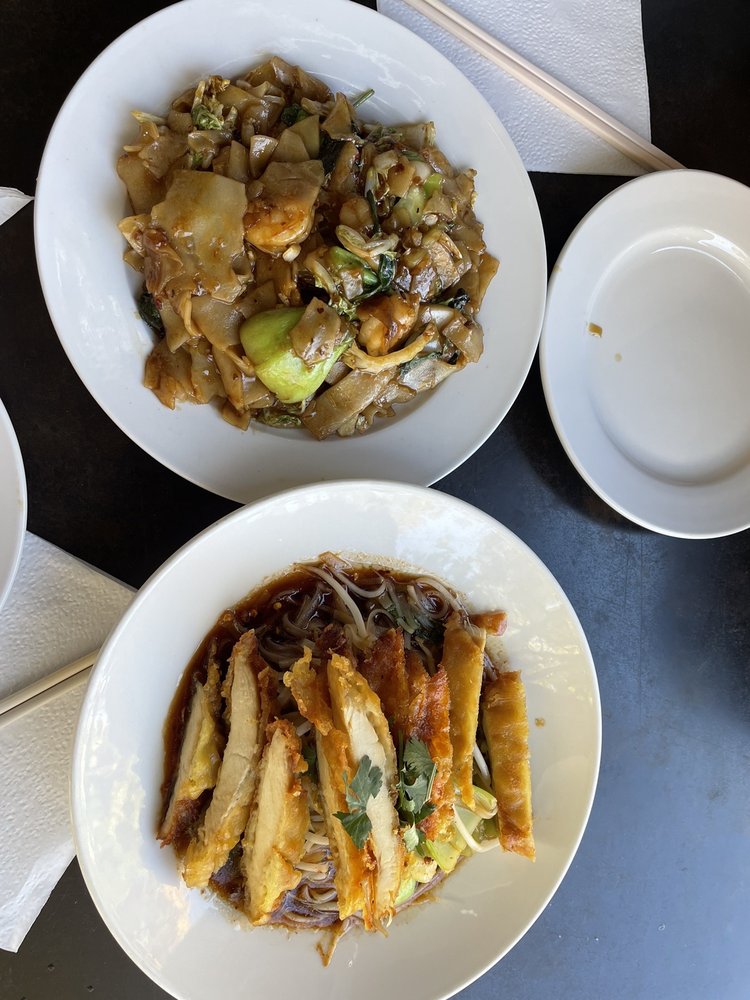 Bok Choy Rice Noodle