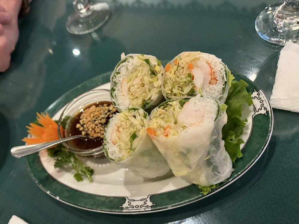 2 Piece Fresh Spring Rolls