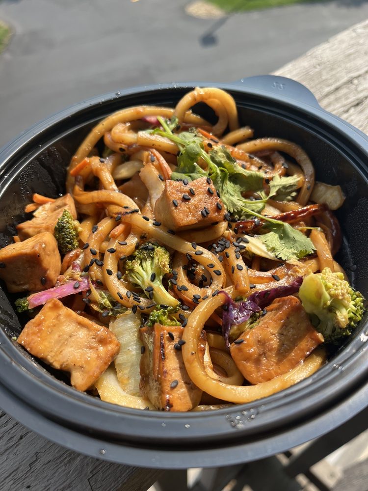 Japanese Pan Noodle with Chicken - 37 Grams of Protein, 460 Calories.