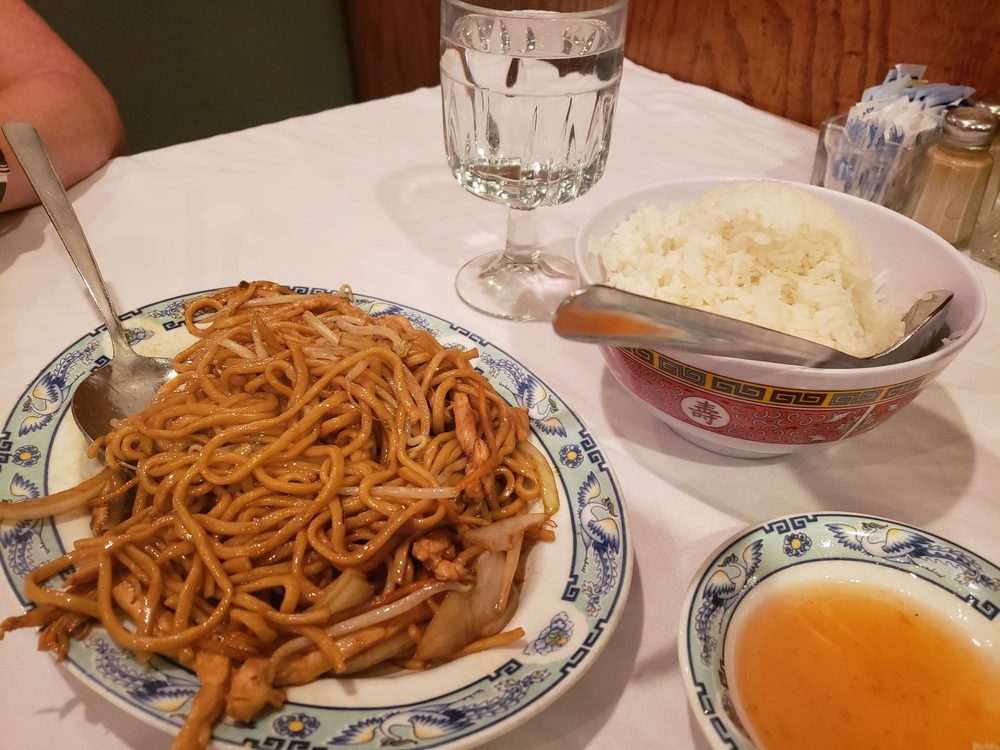 Chicken Lo Mein