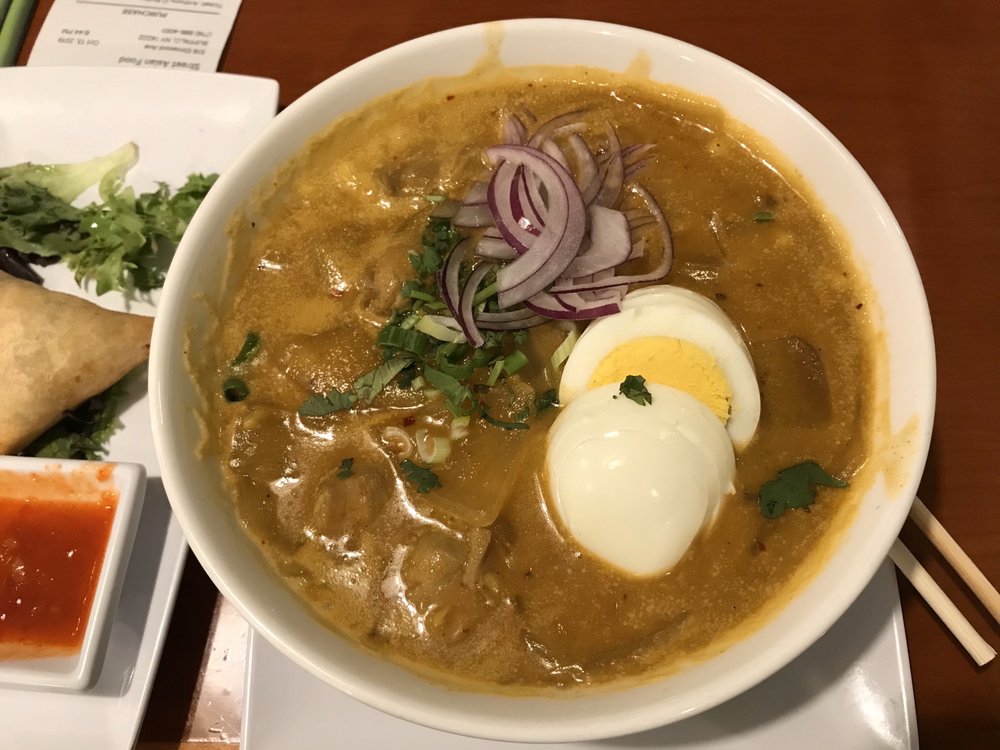 Burmese Chicken Coconut Noodle Soup
