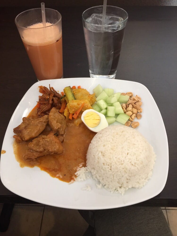 Nasi Lemak 椰浆饭