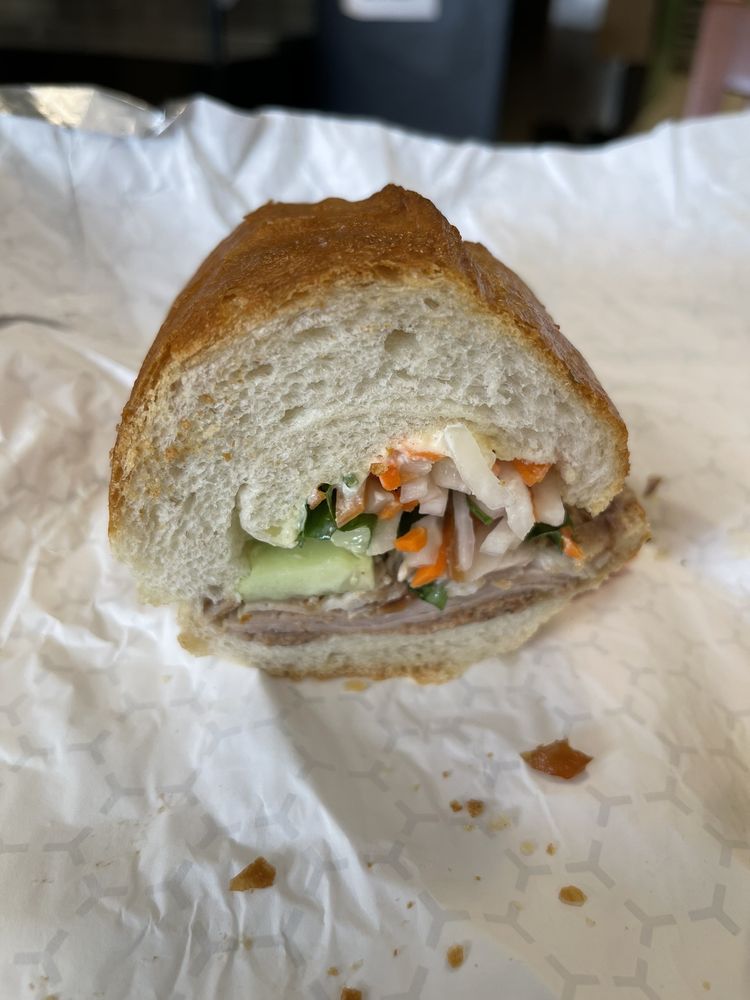 Bar B Que Bahn Mi