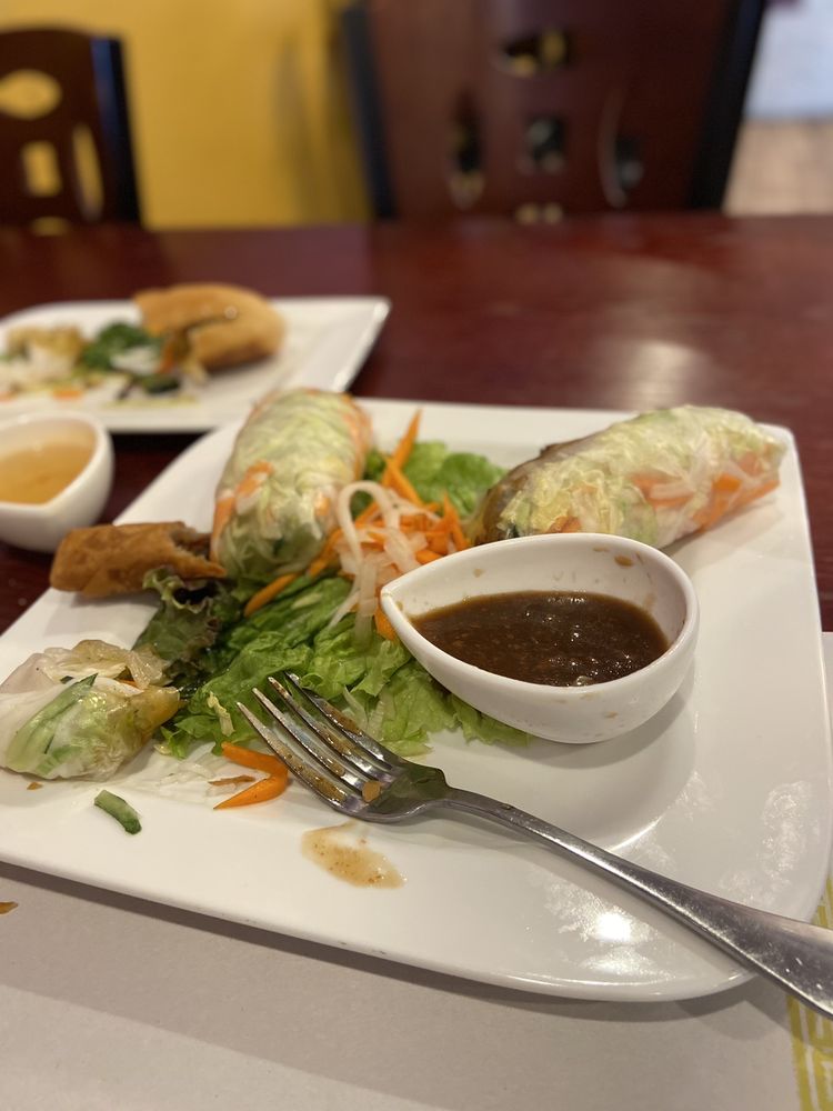 4 Seasons Roll / Gỏi Cuốn 4 Mùa