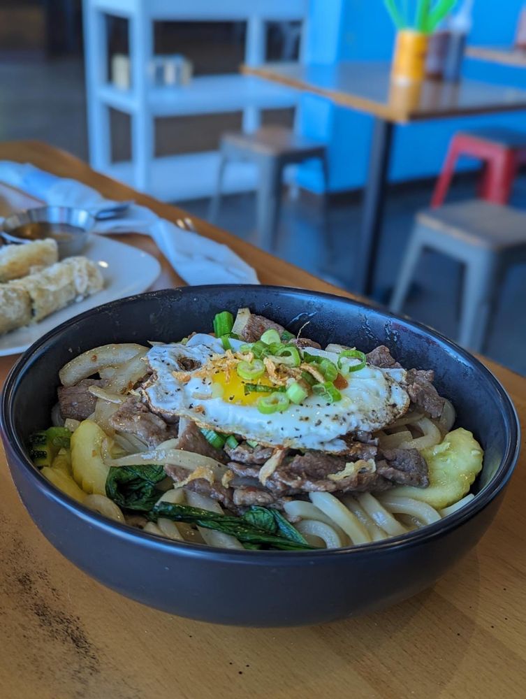 Lemongrass Beef Vermicelli Bowl