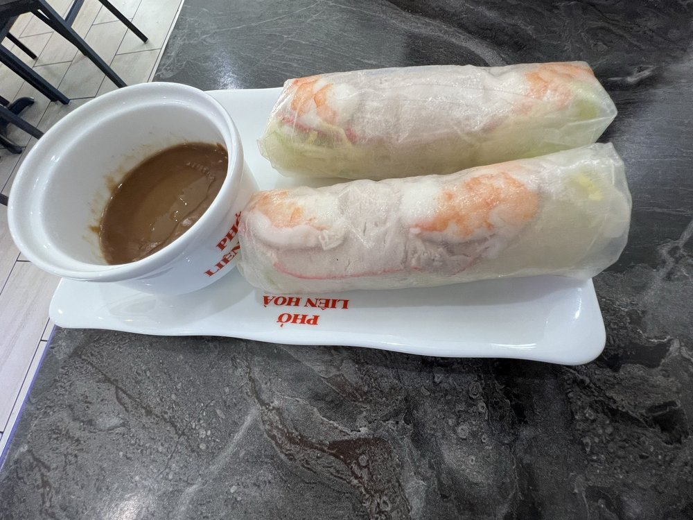A11 Grilled Shrimp Spring Rolls (2) / Goi Cuon Tom Nuong