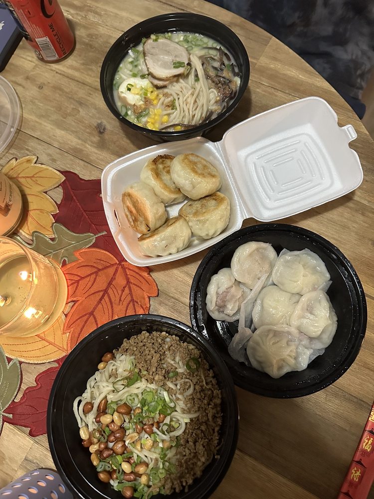 Pan-fried Bao / 煎包