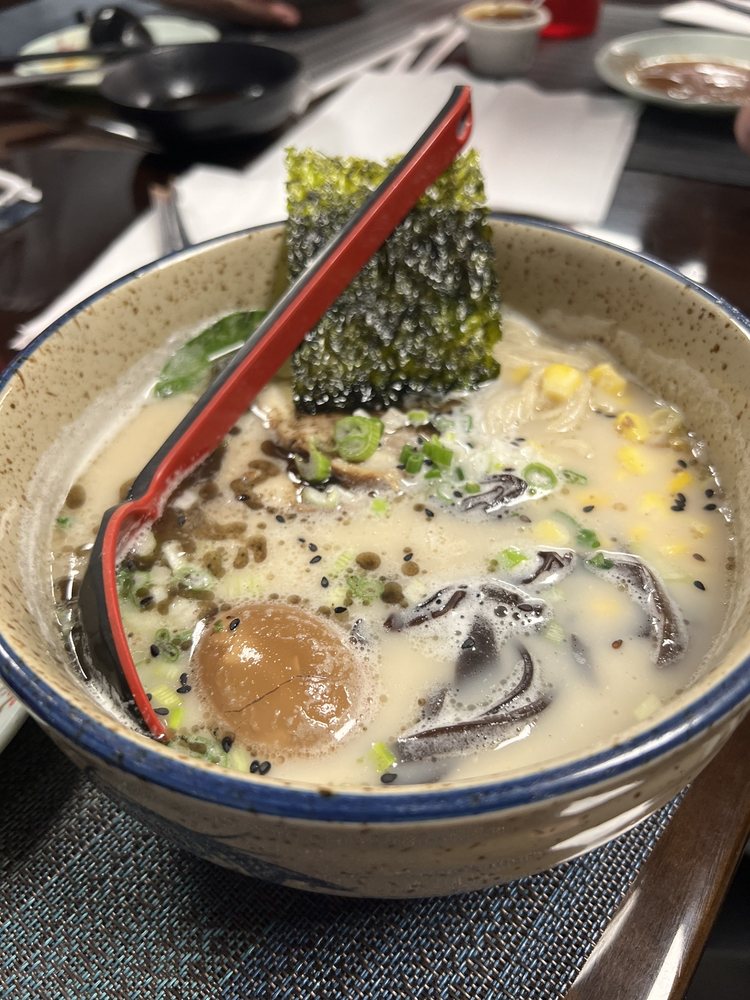 Japanese Black Ramen / 日本拉面