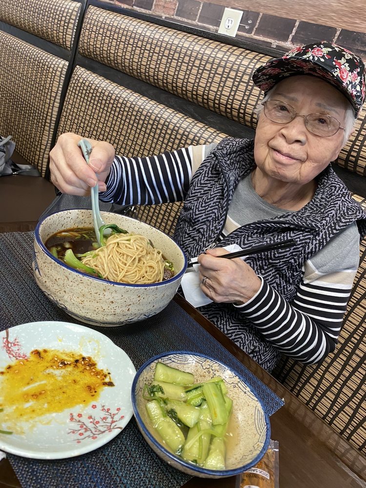Taiwan Braised Beef Soup