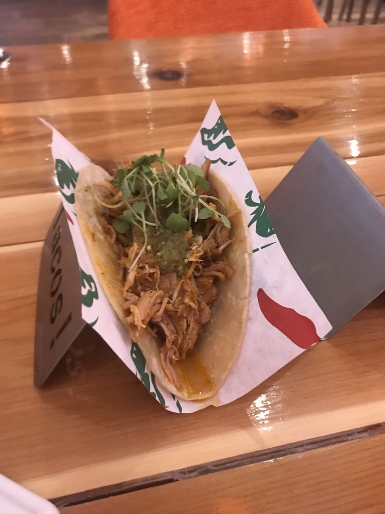 Pulled Chicken Tacos