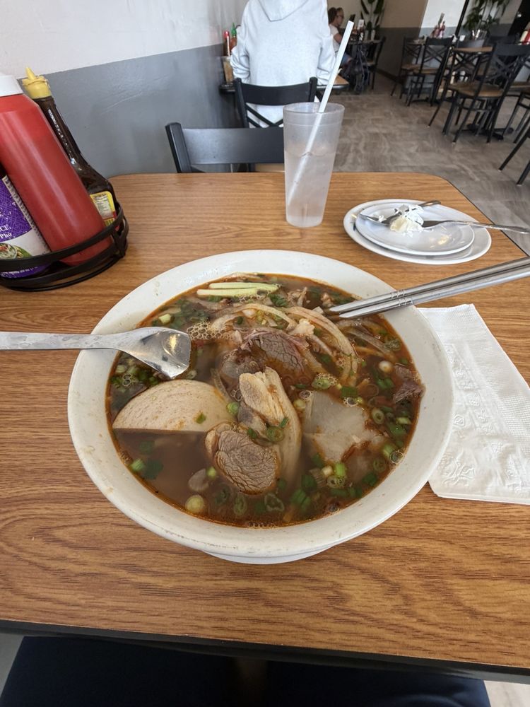 Bun Bo Hue