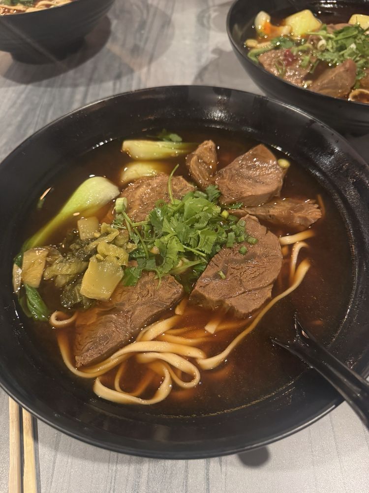 Taiwan Beef Noodle Soup